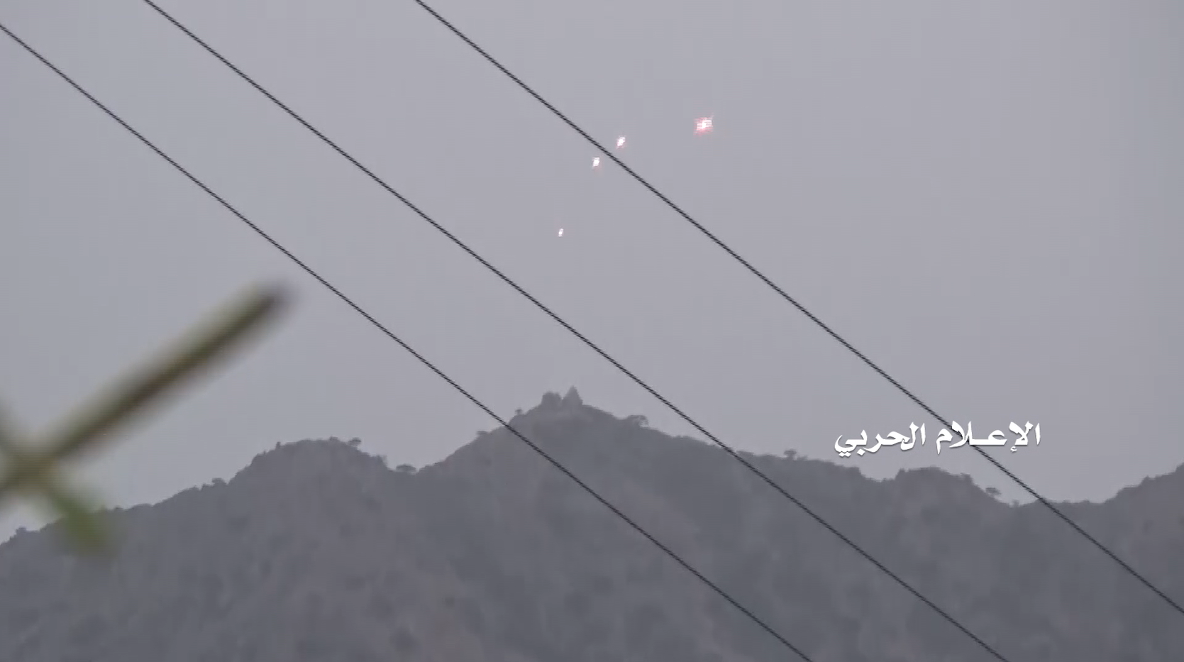 تعز-افشال زحف للمنافقين على تبتي الحمراء والخزان ودحر العدو بعد تقدمه اليها في جبهة حيفان