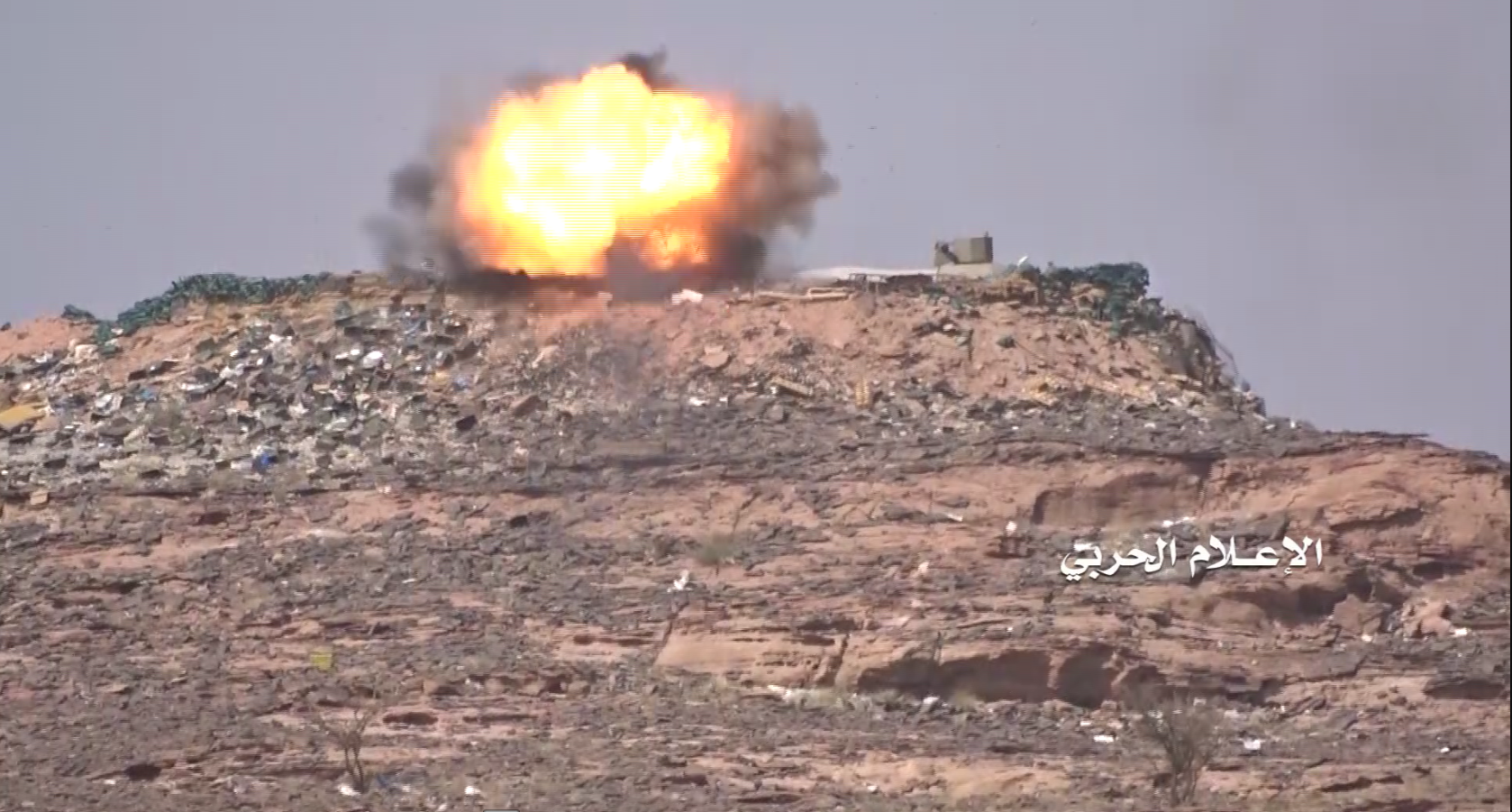 نجران – تدمير آلية برادلي بصاروخ موجه في موقع المنارة