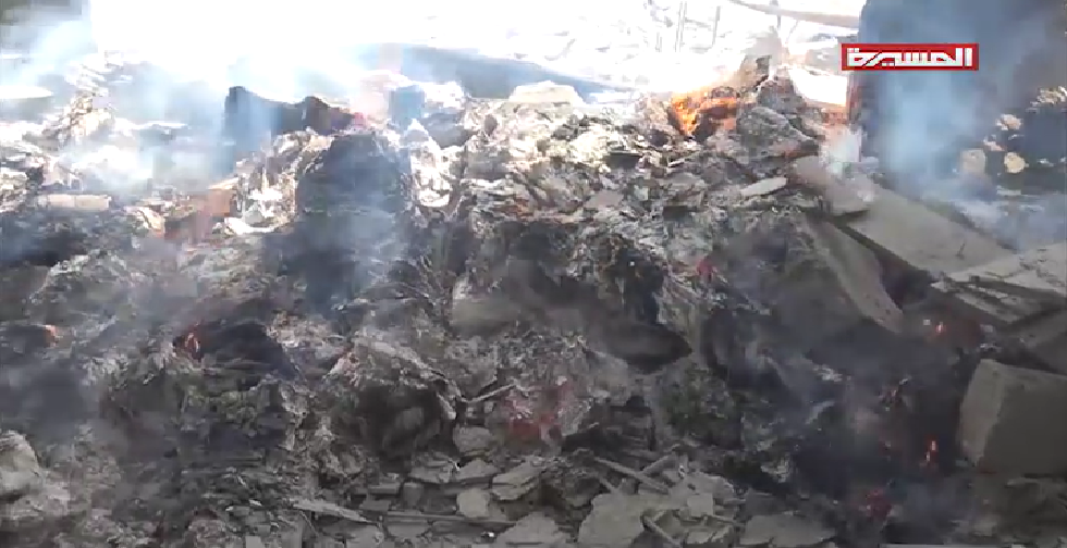 غارات العدوان على دائرة الأشغال العامة بالعاصمة صنعاء 09-08-2018