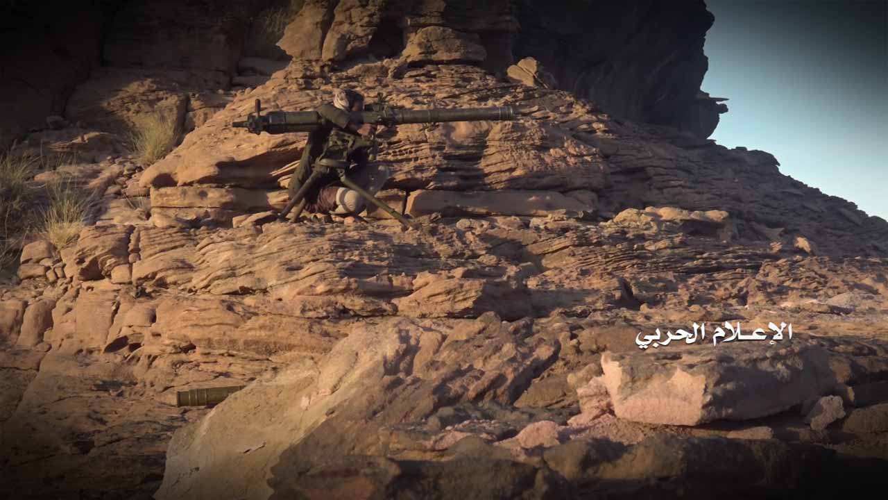 نجران – عملية نوعية على مواقع مرتزقة الجيش السعودي وتفجير آلية لهم بعبوة ناسفة في مربع شجع