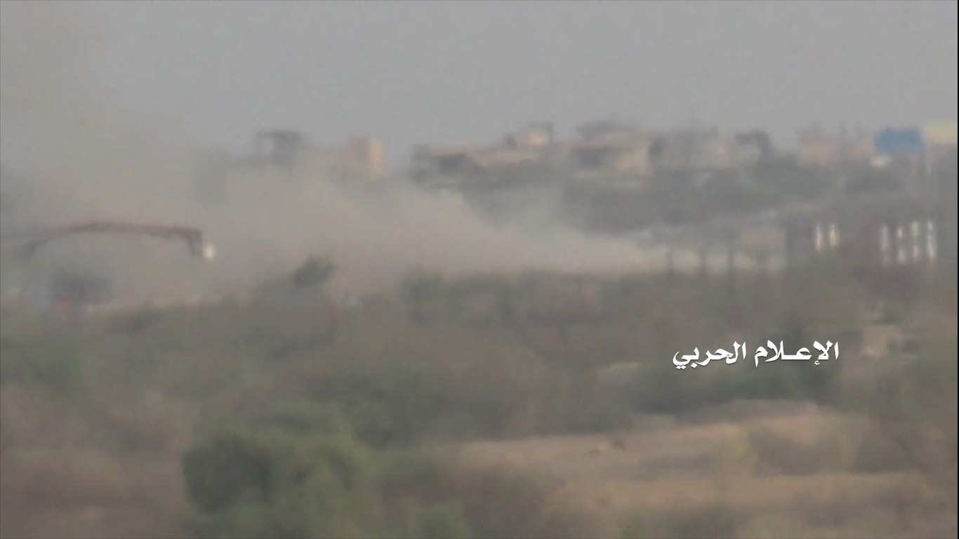 حرض – إستهداف مدفعي على تجمعات المنافقين في مثلث عاهم