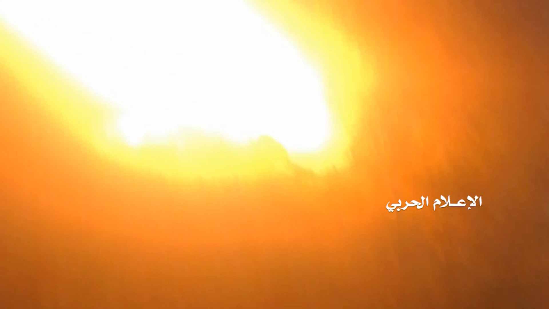 جيزان – اطلاق 10 صواريخ نوع زلزال1 على تجمعات مرتزقة الجيش السعودي قبالة جبل قيس