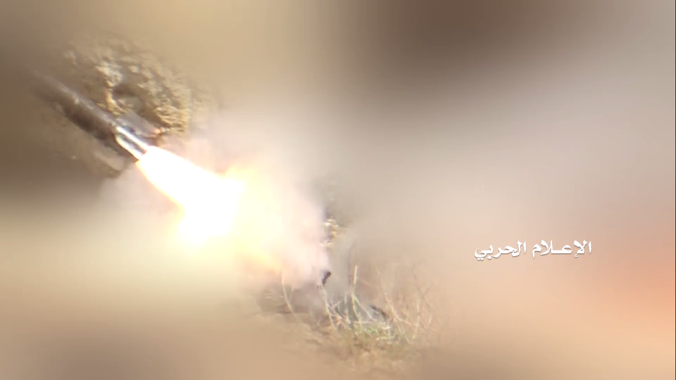 نهم – اطلاق صاروخين نوع زالزال 1 واستهداف مدفعي على تجمعات المنافقين في حريب نهم والمجاوحة