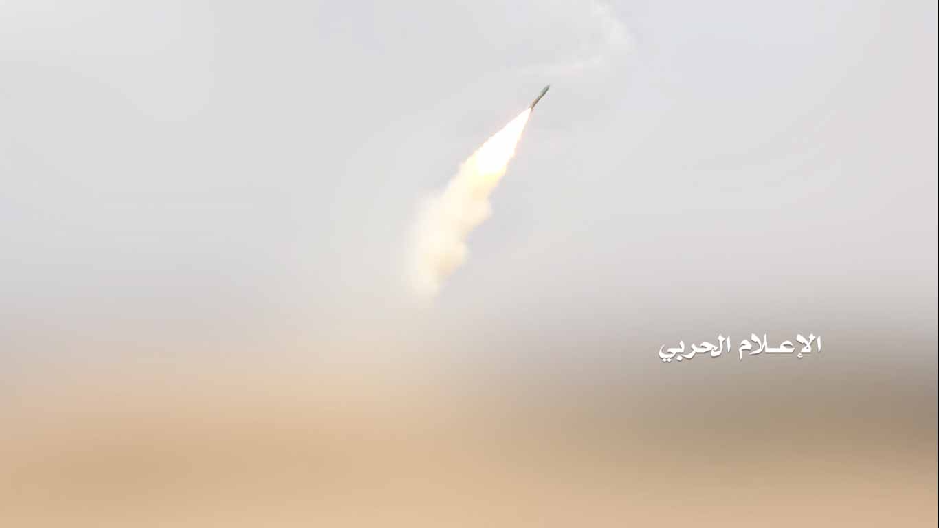الجوف – اطلاق 2 صواريخ زلزال1 واستهداف تجمعات المنافقين في صفر الحنايا ومجمع المتون والجبل الاحمر