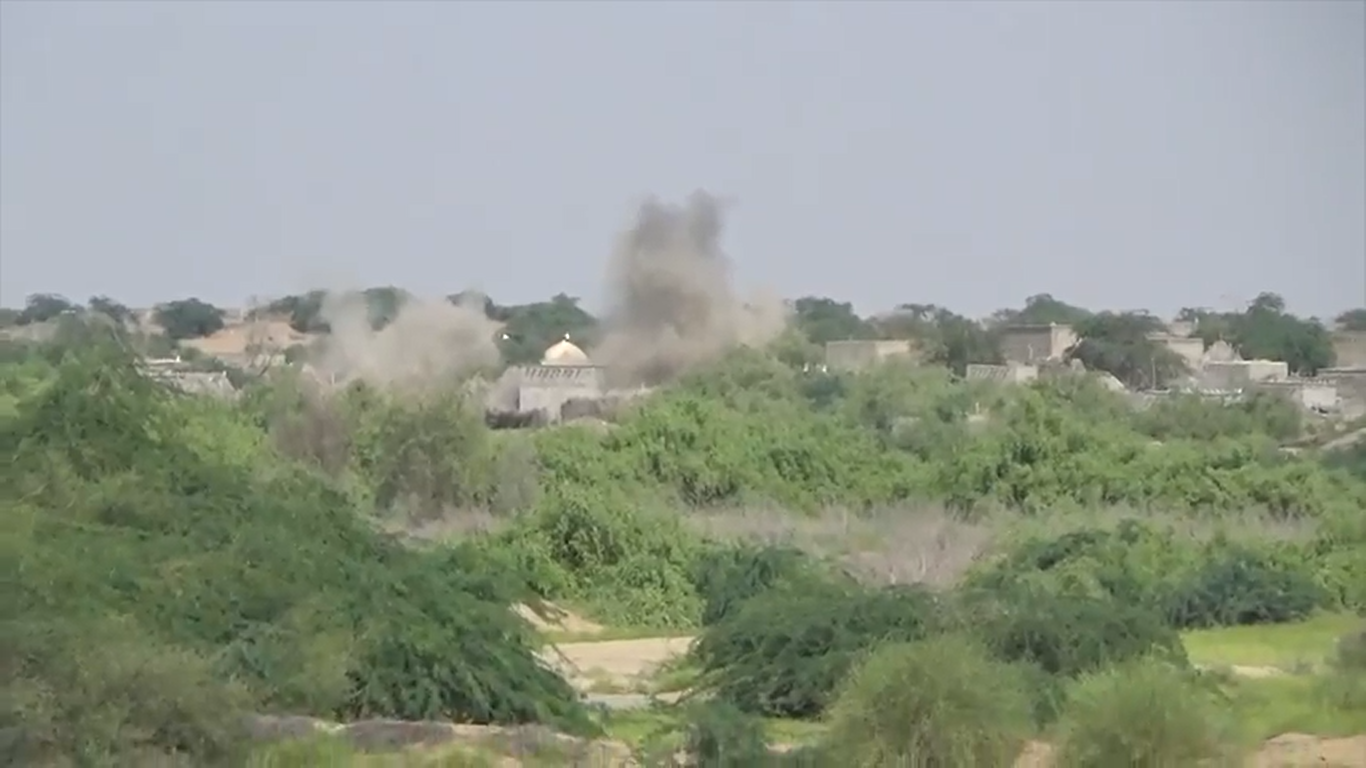 الحديدة – العدو يخترق الهدنه بضرب بقذاف المدفعيه على منازل الدريهمي