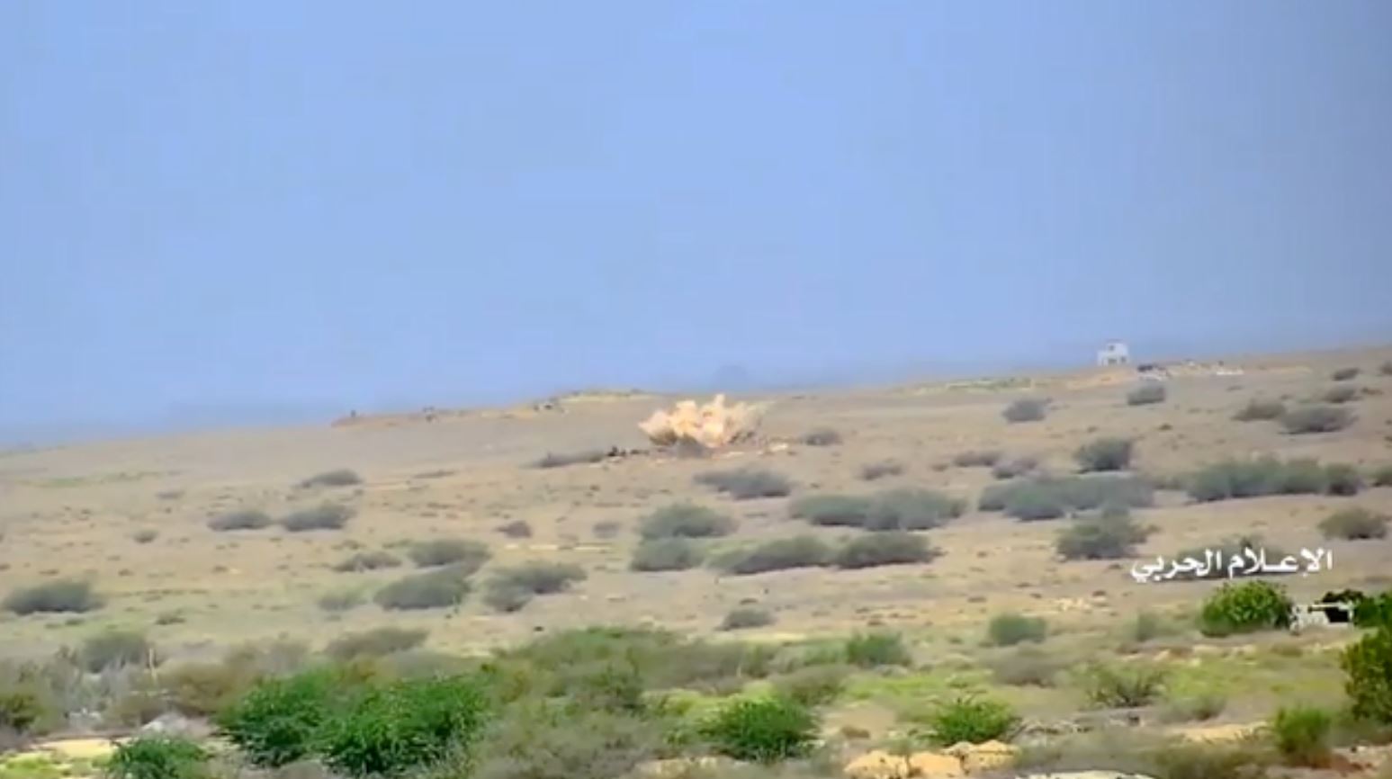 حجة – مشاهد استهداف تجمعات وآليات المنافقين في حرض