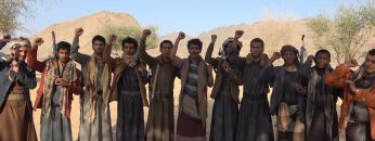 مأرب – رسائل مجاهدو الجيش واللجان الشعبية من جبهات مأرب بمناسبة اليوم الوطني للصمود 2022م.mp4_snapshot_00.57.717