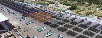 العرض العسكري لوزارة الداخلية 19-02-1444هـ باسم (لهم الامن) مختوم.mp4_snapshot_01.12.41_[2022.09.16_21.54.05]