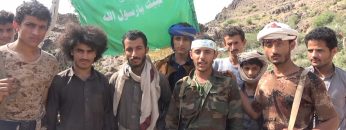 تعز – مقابلات ورسائل المجاهدين بمناسبة ذكرى المولد النبوي الشريف من جبهة مقبنة.mp4_snapshot_00.03_[2022.10.05_18.59.49]