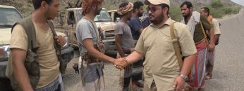 الحديدة – زيارة عيدية لقيادة المنطقة العسكرية الخامسة الى المربع الجنوبي.mp4_snapshot_01.10.811