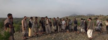 تعز – زيارة بمناسبة عيد الأضحى من قيادة اللواء 201ميكا إلى المرابطين في جبهة البرح.mp4_snapshot_00.24.111