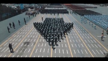 العرض العسكري المهيب العيد التاسع لثورة الـ 21 من سبتمبر – فلاشة.mp4_snapshot_01.03_[2023.09.21_23.08.18]