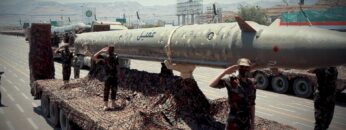 القوة الصاروخية في العرض العسكري للعيد التاسع لثورة الـ 21 من سبتمبر – فلاشة.mp4_snapshot_00.07_[2023.09.22_02.32.03]