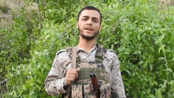 تعز – مقابلات ميدانية للمجاهدين المرابطين بجبهة عصيفرة بمناسبة ذكرى استشهاد الإمام الحسين.mp4_snapshot_00.38_[2024.07.16_02.37.29]