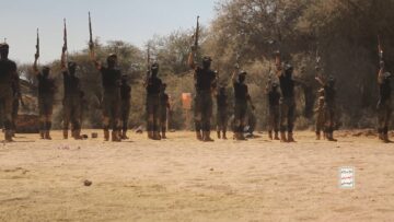 استعراض مهاري وقتالي لسرية المهام النوعية لقوات حرس الحدود تحت شعار جاهزون لكل الخيارات.mp4_snapshot_13.23_[2025.02.25_20.42.54]