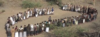 تعز – زيارة عيدية لأبناء مديرية جهران ومدير المديرية إلى المرابطين في جبهة البرح.mp4_snapshot_01.10_[2025-04-03_23.03.22]