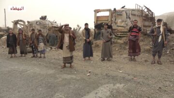 البيضاء – زيارات عيدية لعدد من قيادة المنطقة العسكرية السابعة للمرابطين في عدد من جبهات البيضاء.mp4_snapshot_00.00.000