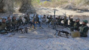 ميادين الجهاد – حلقة بمناسبة شهر رمضان المبارك من جبهة مارب.mp4_snapshot_06.30.540